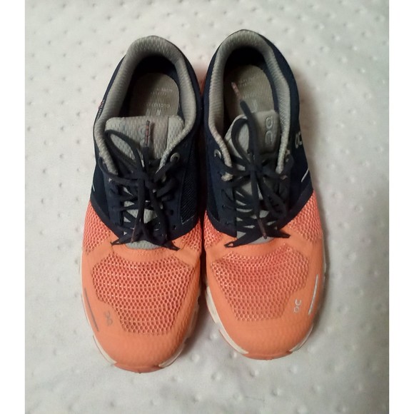 on cloud Cloudflayer women running shoes - Picture 6 of 13